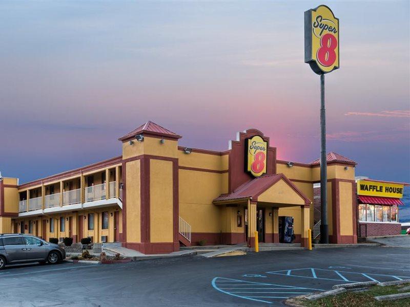 Super 8 By Wyndham Indianapolis-Southport Rd Motel Exterior photo